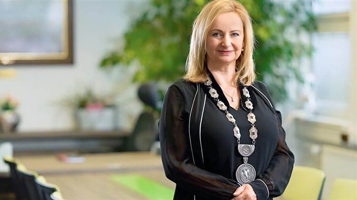 Sokolov má novou starostku. Kubise po přesunu do čela kraje střídá poslankyně Oulehlová